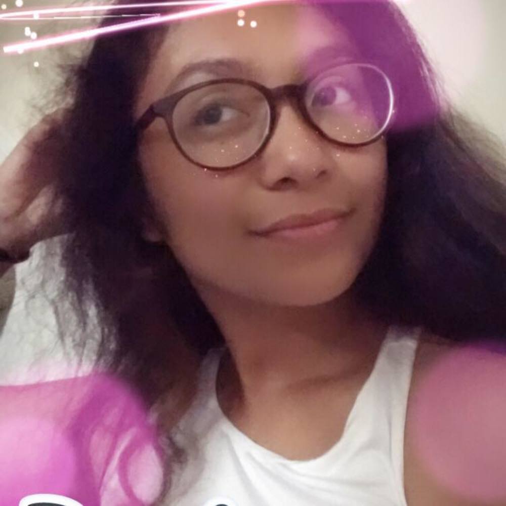 Meet your Posher, Dominique